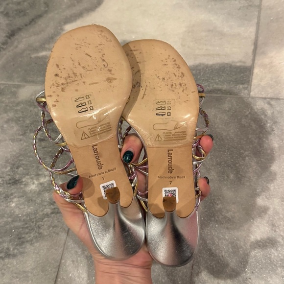 Larroude Ibiza Mules Silver Metallic Woven Braid Strap Heel Sandals size 7 - Picture 9 of 11